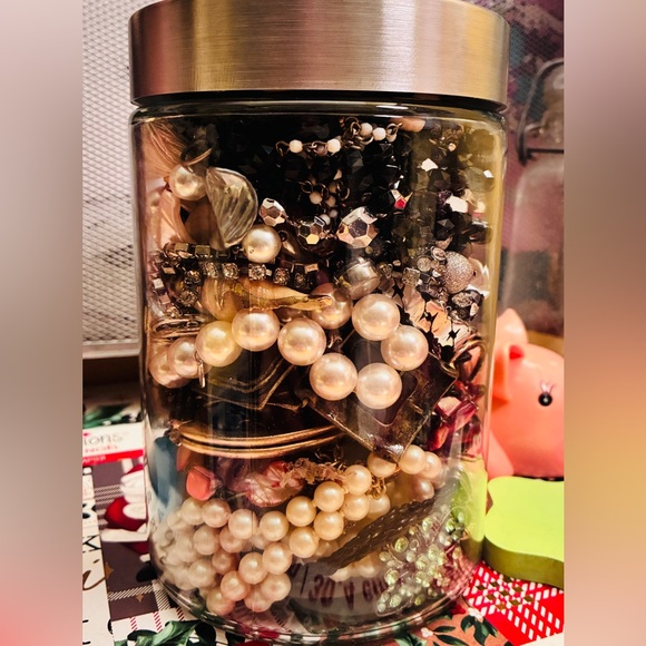 Mystery Craft Jewelry Jar - Picture 3 of 3